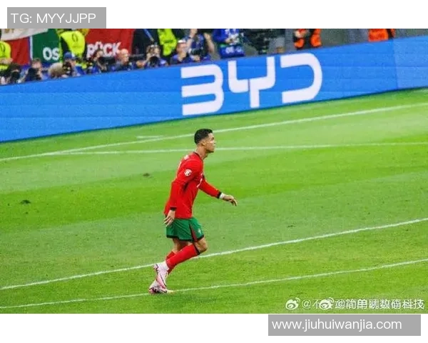 左伊闪耀绿茵赛场展现非凡实力引领球队奋勇前行